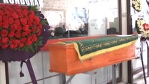 Sanatçı Nuri Alço'nun Ağabeyinin Cenazesi Defnedildi