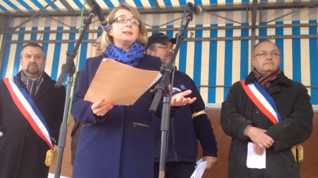 Manif contre l'extraction de sable