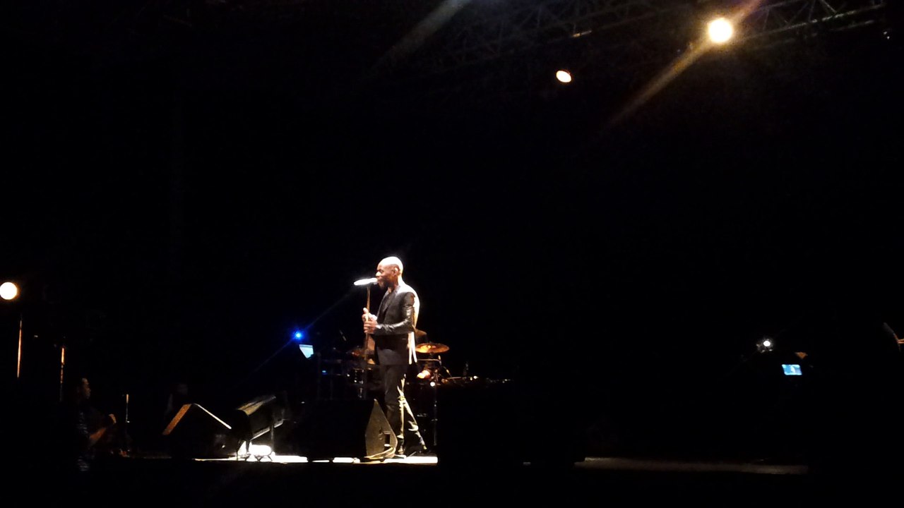 Concert de Kery James en acoustique à Cayenne, "28 décembre 1977"