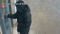 Roma - Scippano 80enne e corrono al bancomat: arrestati dai carabinieri (23.01.15)