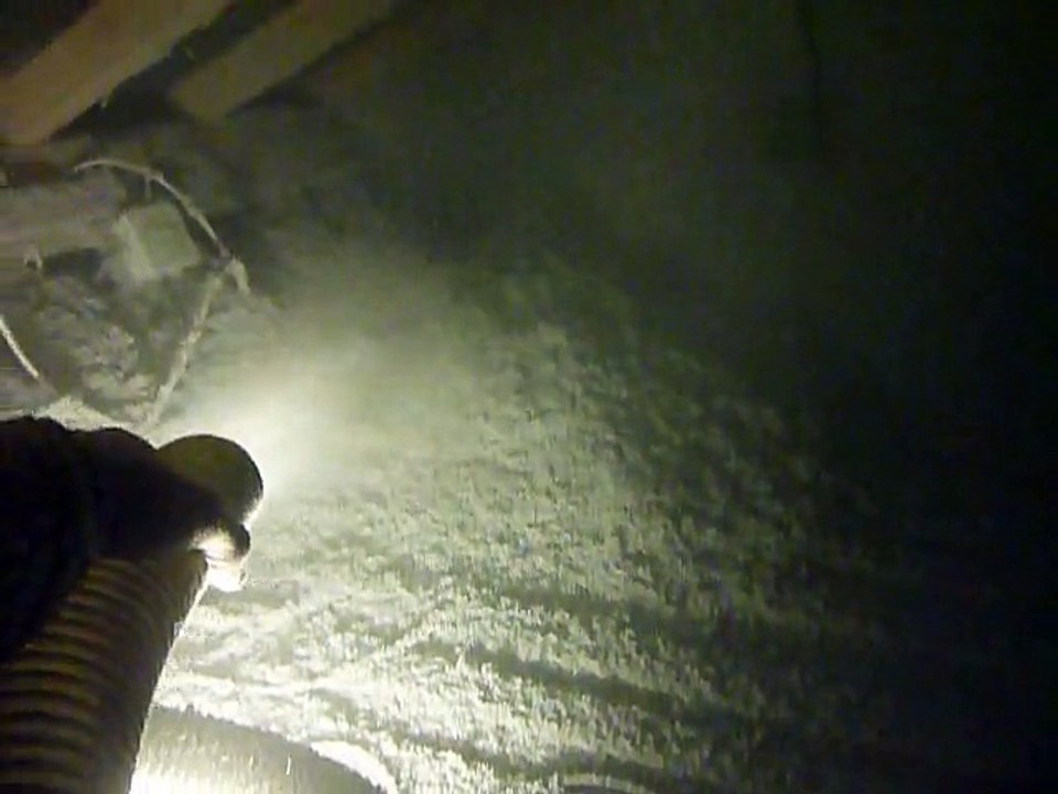 Isolation ouate de cellulose  sarl RAYMOND Charpentiers 0669746963