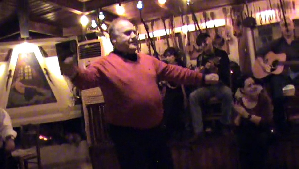 Danse Nikos