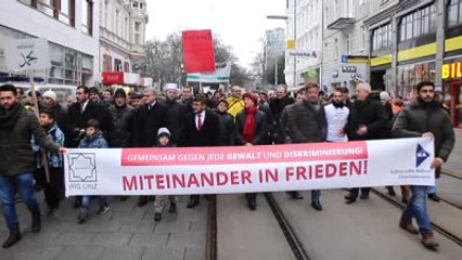 Avusturya'da "Teröre ve Irkçılığa Hayır" Yürüyüşü