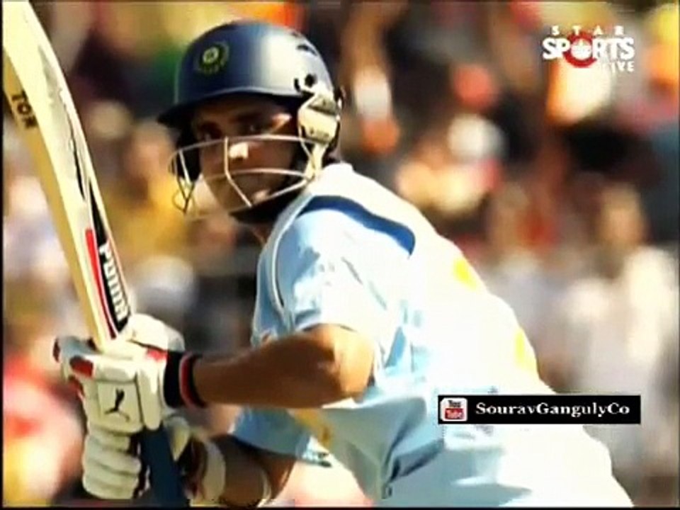 Sourav Ganguly & Wasim Akram Relive Memories of Use of Sweaters OVERSEAS