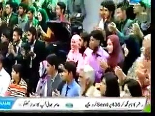 Amir Liaquat Openly Flirting with Neelum Munir in Live Show