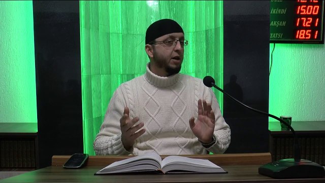 Преградата пред кланящият се Намаз