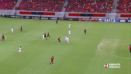 Pro Chuveiro! Ivan Alonso faz falta dura e é expulso