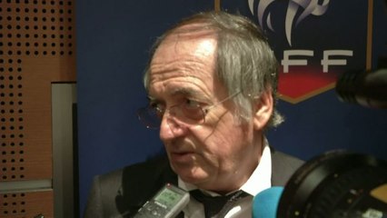 FOOT - BLEUS : Le Graet fan de Benzema et Evra