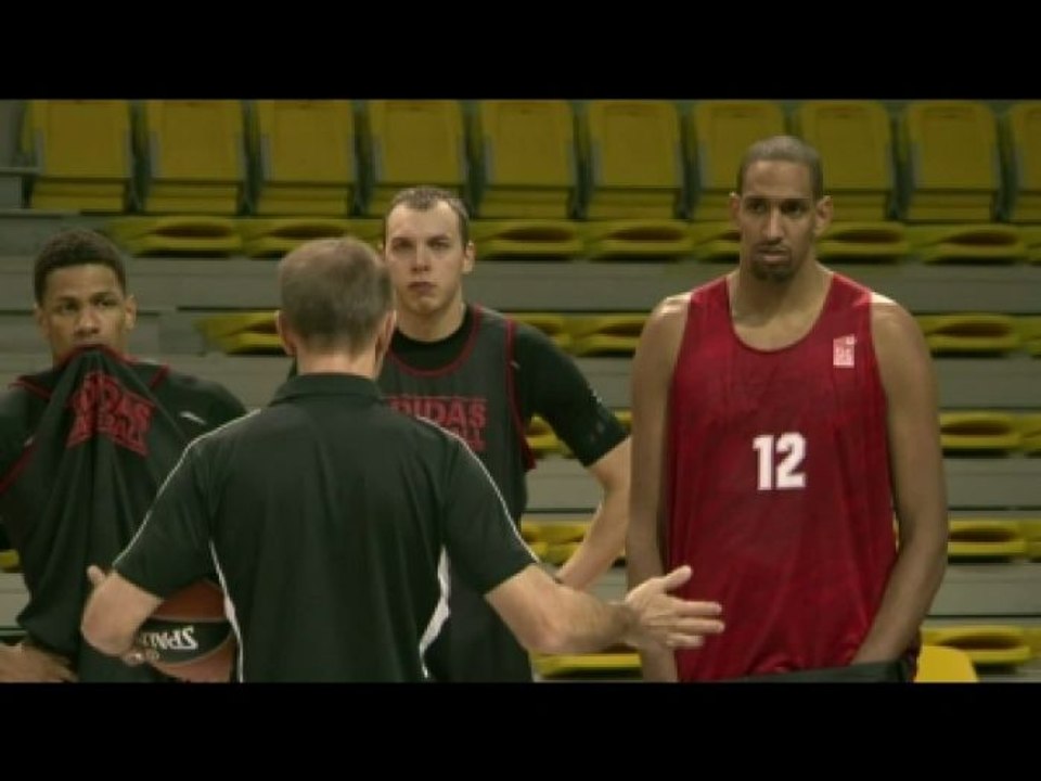 BASKET - PRO A - SIG : Ajinça file en NBA