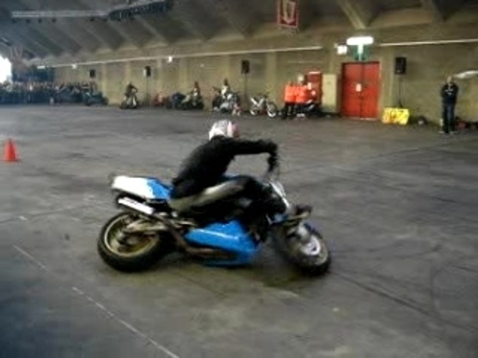 Salonmoto