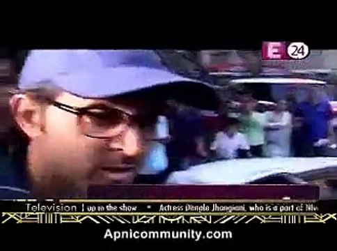 Hrithik Hue Alone 25th January 2015 apnicommunity.com