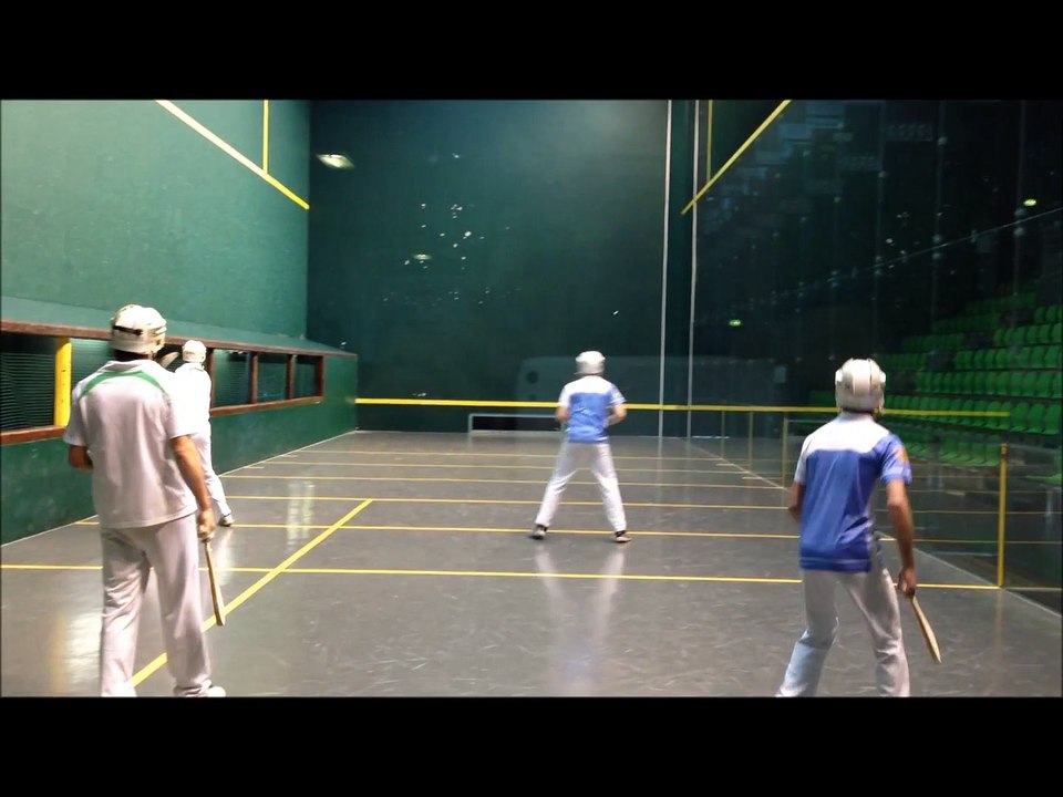 Paléta Cuir Trinquet: Pau (DeFerron-Hourçourigaray) contre Oloron (Monjuste-Nicolau)