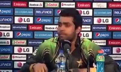 omer akmal confused during press conference