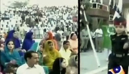 Pakistani Soldier child Army Parade on Wagah Border