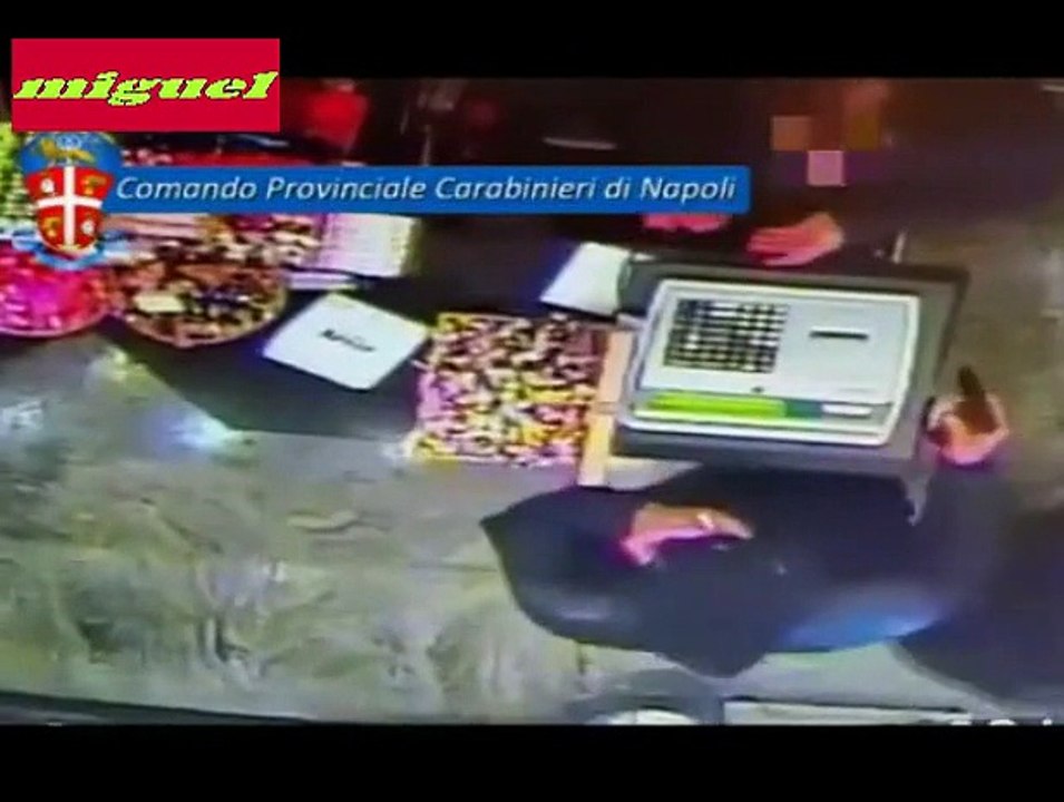 Relajante robo en una tienda de tabaco