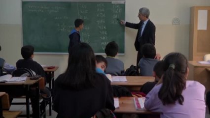 Yaşayan Diller ve Lehçeler" Dersini 85 Bin Öğrenci Seçti