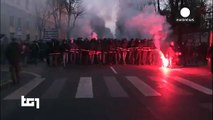 Guerriglia urbana a Cremona, la manifestazione antagonista sfocia in scontri