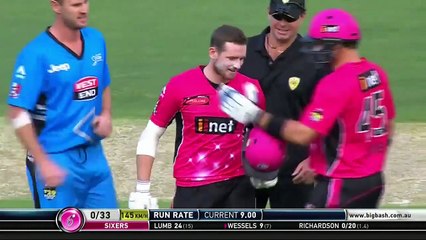 NASTY BOUNCER from Kane Richardson literally struck in the helmet