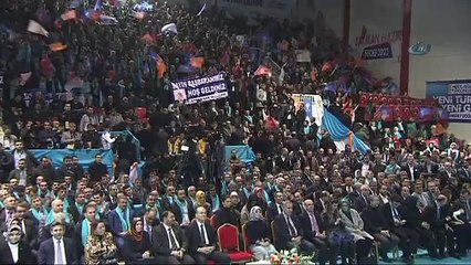 Davutoğlu: "Türkiye’de sadece 2 parti var"