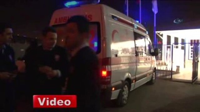 Haliç Köprüsü'nden Atlayan Genci Deniz Polisi Kurtardı