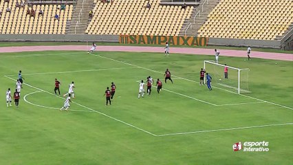 DEFESAÇA! Felipe Sanchez fecha a meta do Moto Club e impede o segundo gol do Vitória