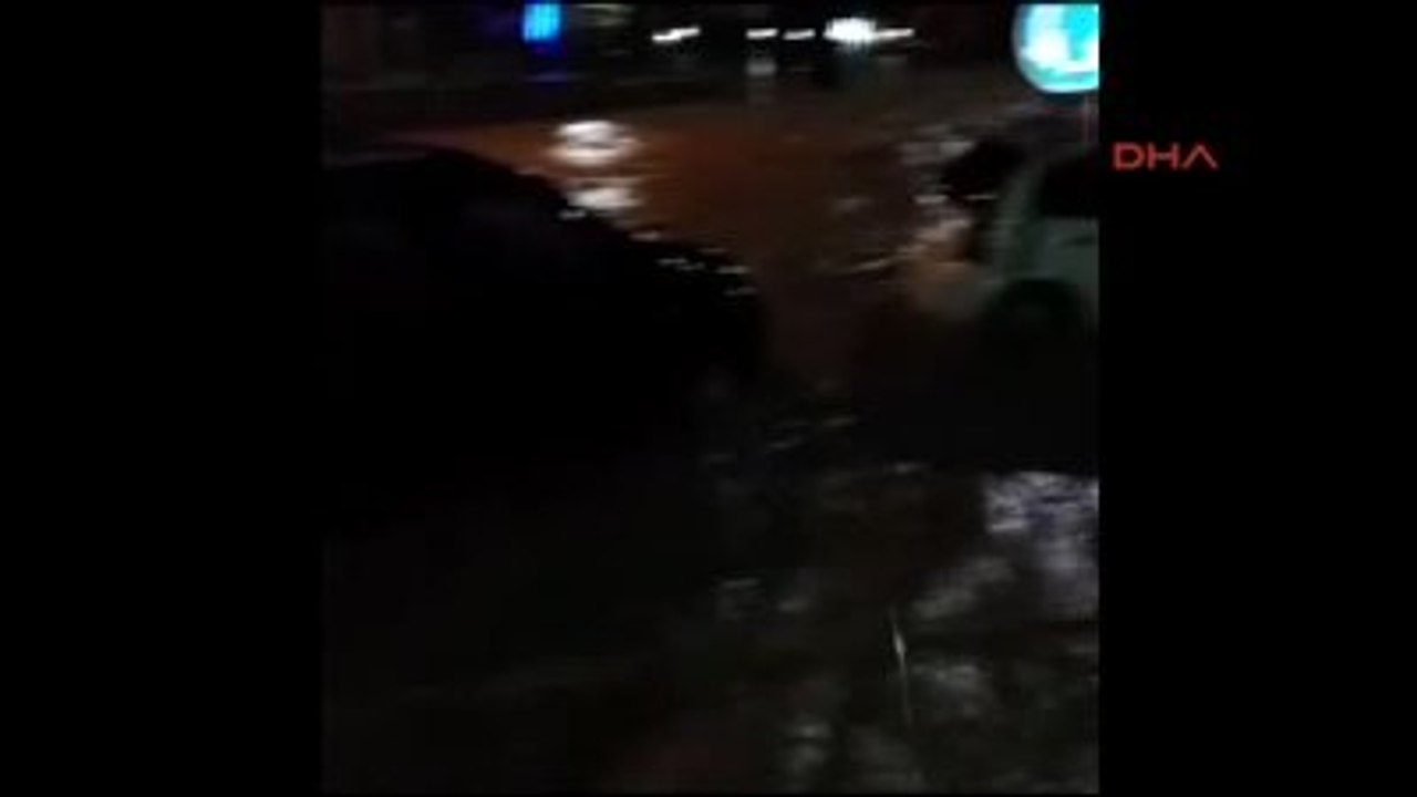 Gökçeada'yı Sel Vurdu