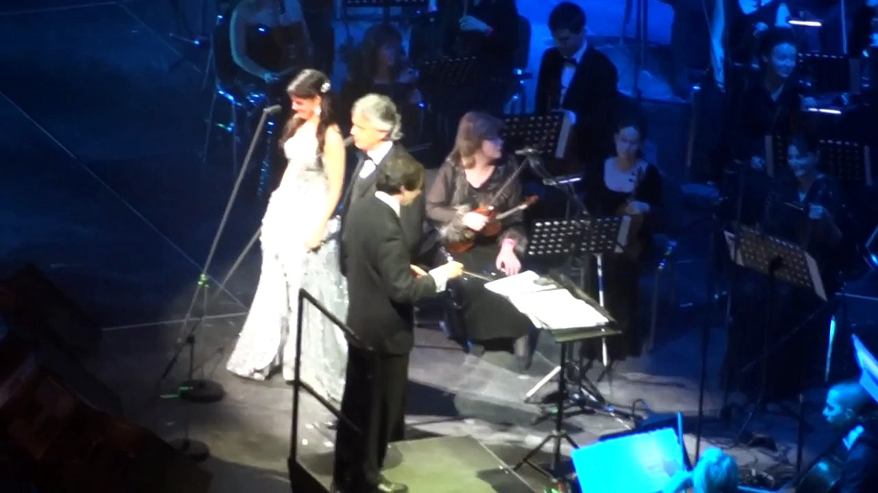 Andrea Bocelli & Saara Aalto - Vivo Per Lei - Hartwall Arena, Helsinki 25.1.2015