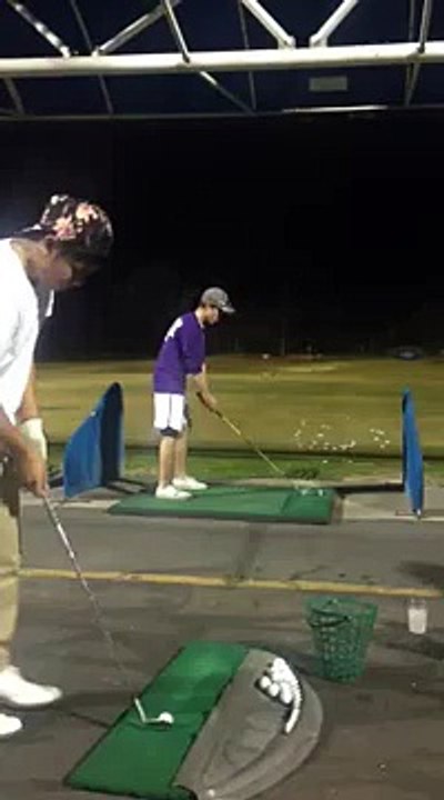 Tacada dupla! – Olha o que estes dois amigos fizeram numa jogada de golfe