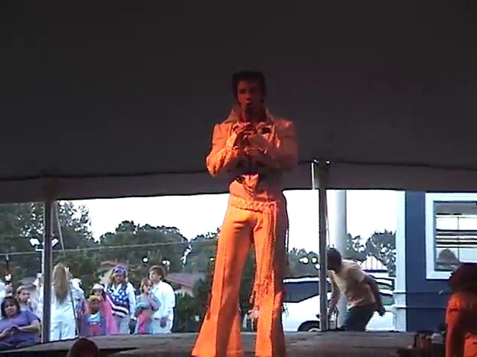 Leo Days sings 'I've Lost You' Elvis Week 2008 video