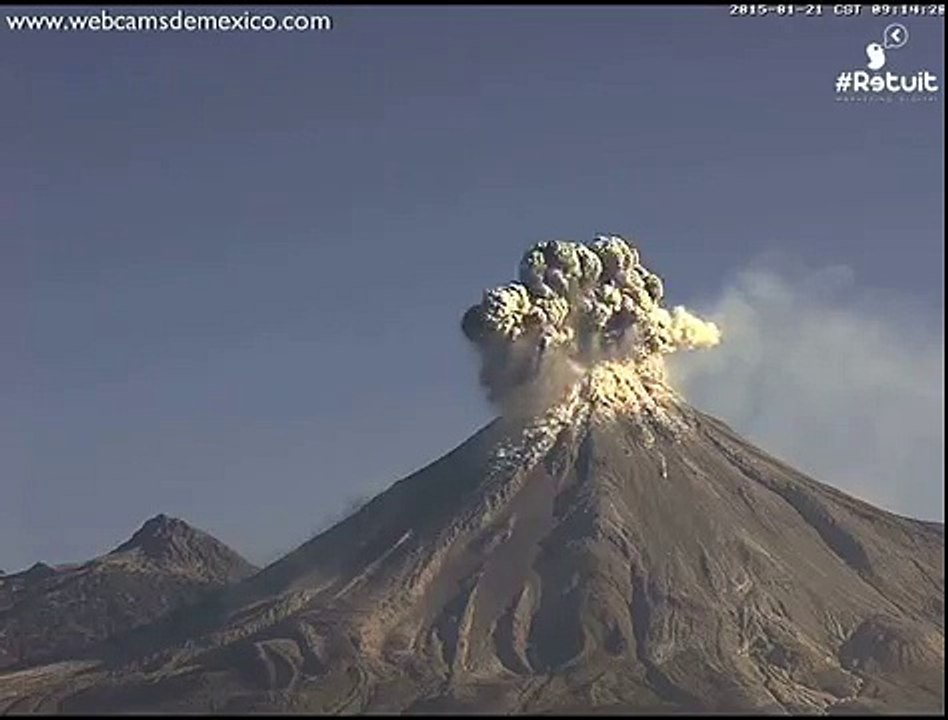 51# Enorme explosion d'un volcan