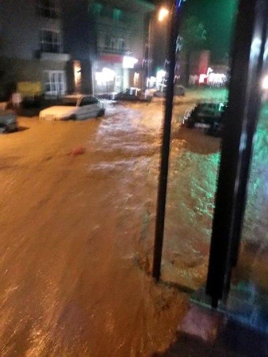 Çınarlı Deresi Taştı, Gökçeada'yı Sel Aldı