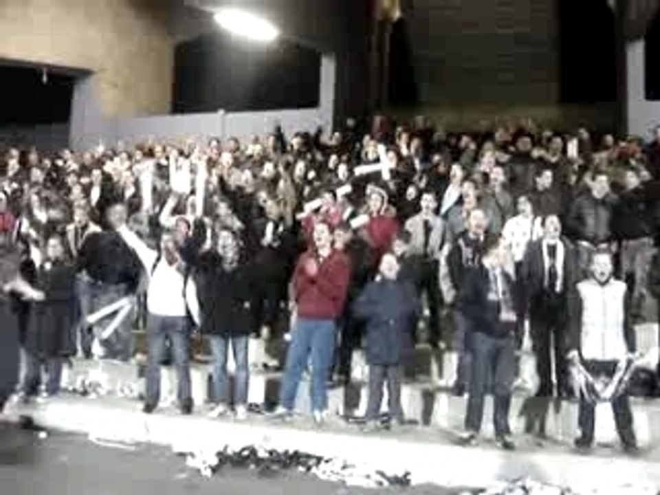 Sco Nimes - Aux Armes