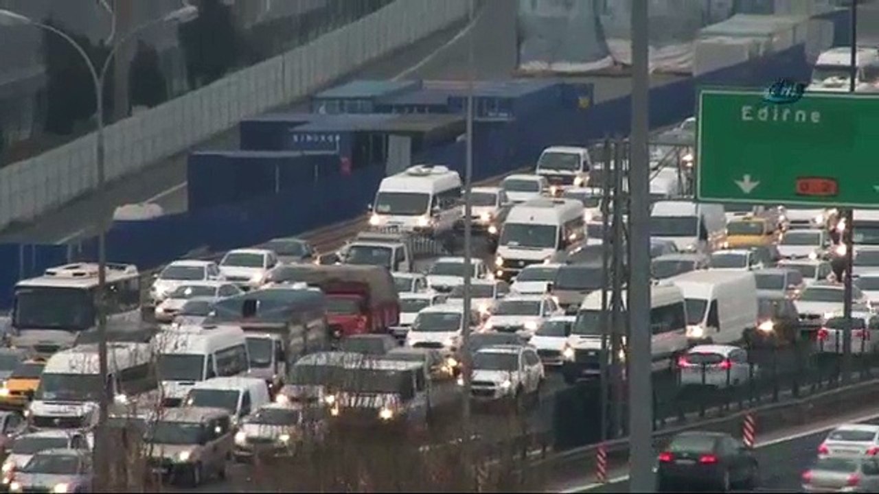 TEM’de trafik felç