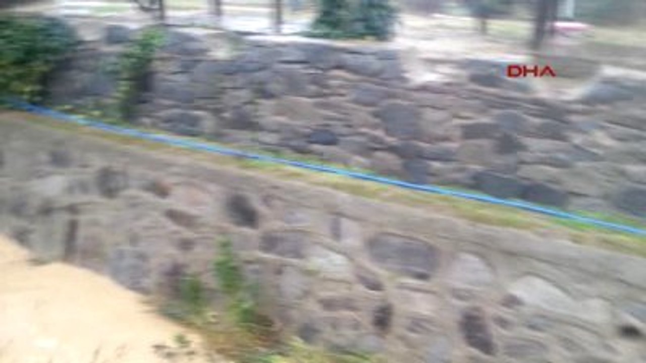 Çanakkale Çınarlı Deresi Taştı, Gökçeada'yı Sel Aldı Ek