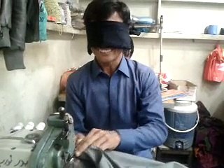 Aftab Overlocking without Seeing video-2014-12-13-12-58-33