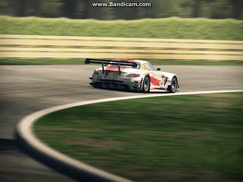 1.39.727 mins - Mercedes-Benz SLS AMG  Speedhunter