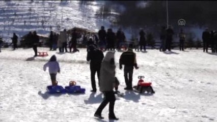 Kayak Merkezinde 2 Yıl Aradan Sonra Kar Mutluluğu