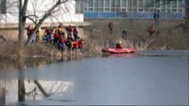 Quatre enfants tombés dans l'eau d'un étang glacé
