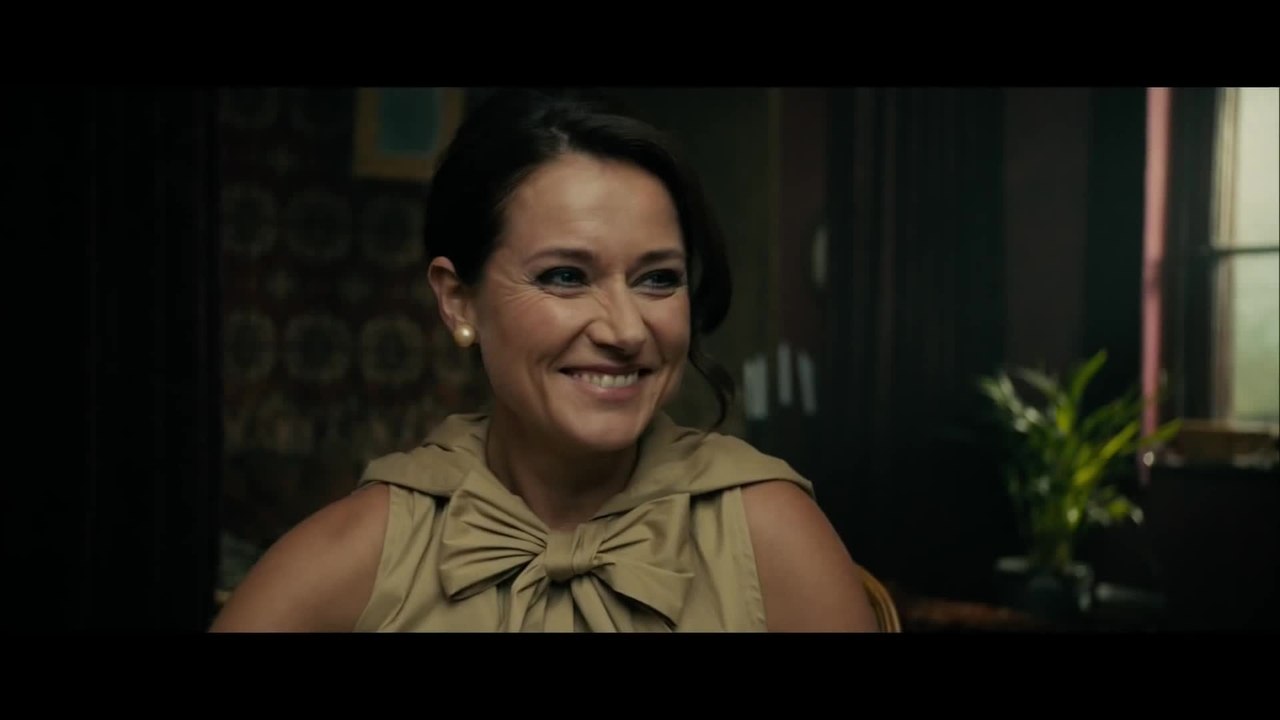 The Duke of Burgundy - Clip Human Toilet (English) HD