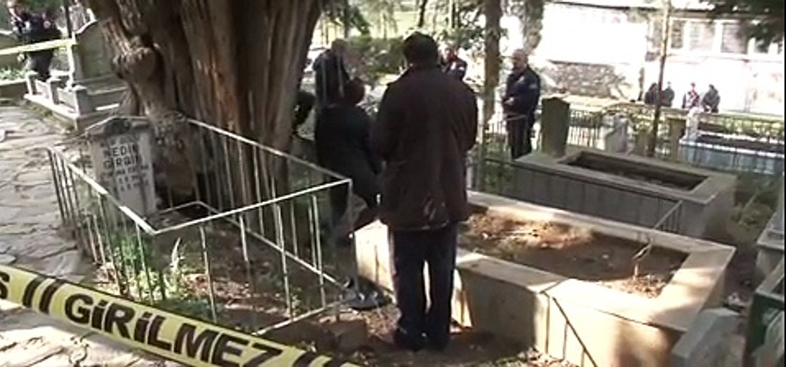 Mezarlıkta korkunç olay! 8 yıl önce vefat eden...