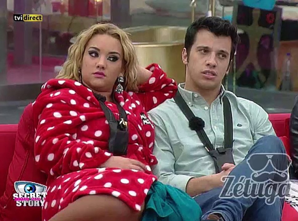Wilson crítica Sofia, Diogo e Érica, abandona a Cadeira Quente e Voz pede desculpa