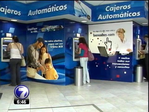 Compradores compulsivos están en lista de quienes no deberían tener tarjeta de crédito
