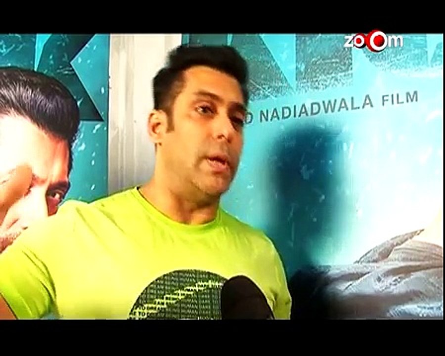 Salman Khan to paint his New Film's Poster   Bollywood News