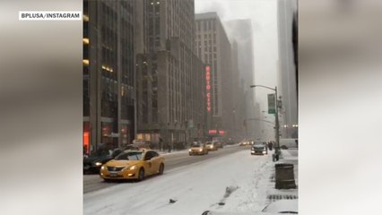 Video captures snow beginning to fall in New York