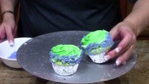 Superbowl Cup Cakes- Buttercream- Cake Decorating