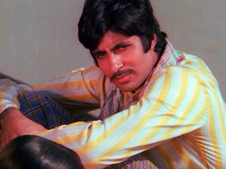 Husn Hai Ya Koi Qayamat Hai - Super Hit Romantic Song - Amitabh Bachchan, Nutan - Saudagar