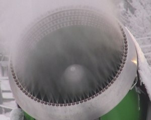 2015_01_23 les canons à neige du ballon d'alsace fonctionnent
