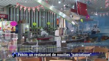 A Pékin, un restaurant de nouilles patriotique