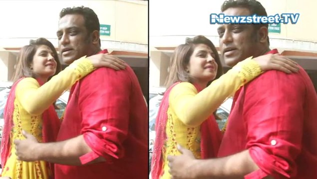 Priyanka, Illeana goes desi for Anurag Basu’s Saraswati Puja