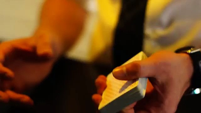 Magicien Close-up / Soirées d'entreprises Paris 75, Seine et Marne 77